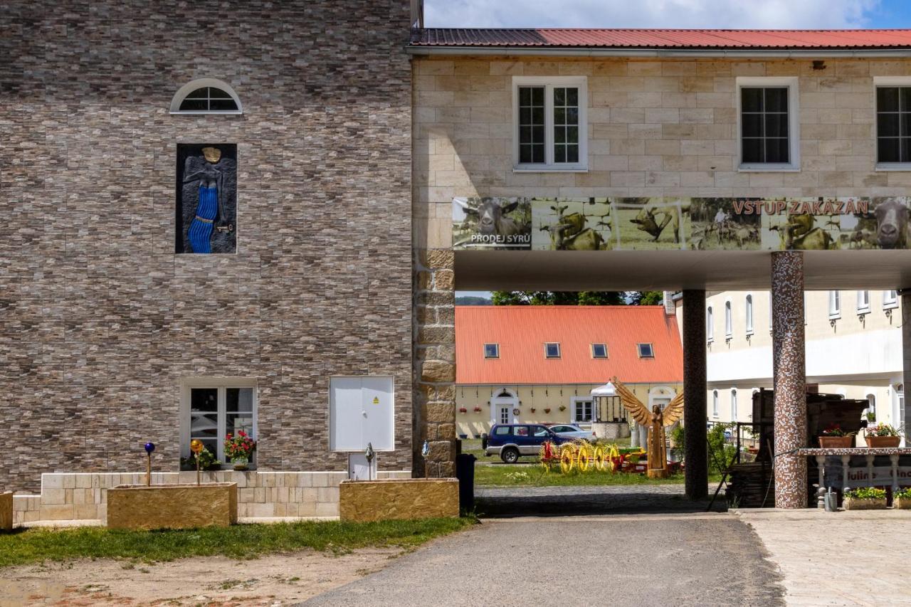 Penzion Kozi Farma Novy Dvur Ceska Lipa Exterior photo